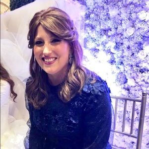 Meet your Posher, Nina